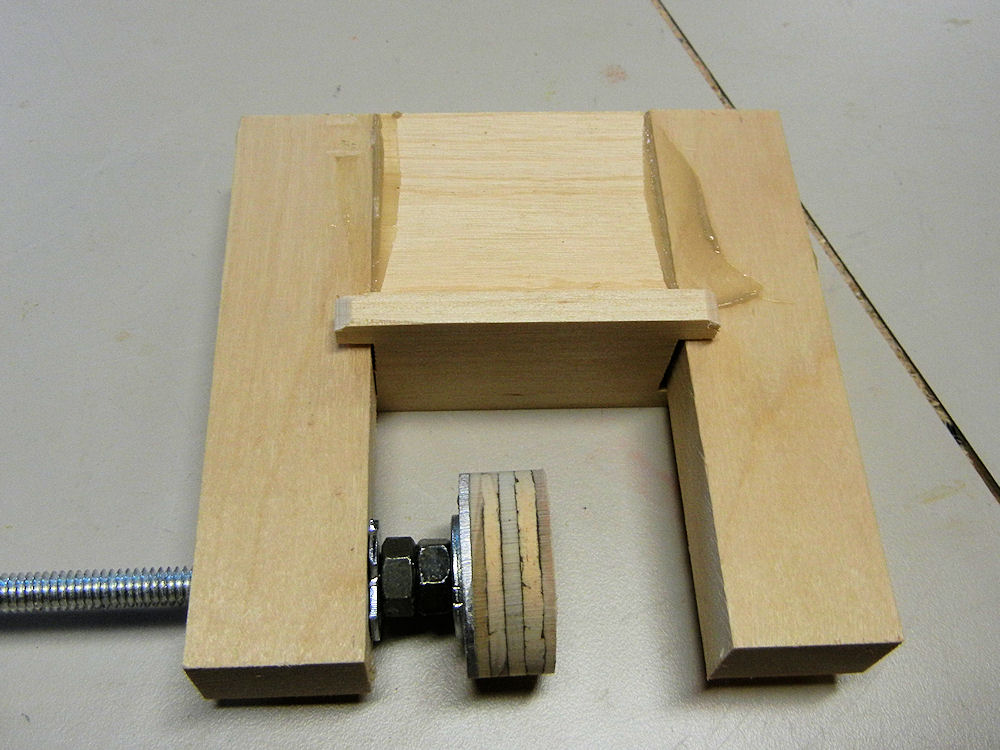 How To Make an Edge Clamp IBUILDIT.CA